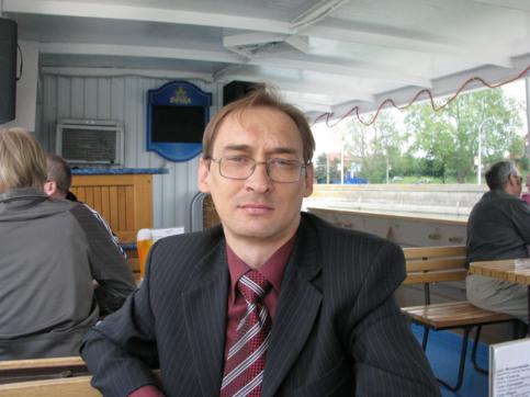 Олег Столбов