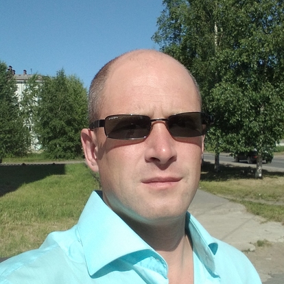 Владислав Рябов