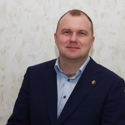 Максим Пузиков