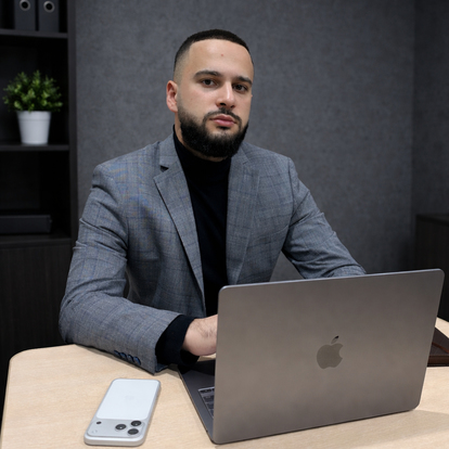 Эльмир Новрузов