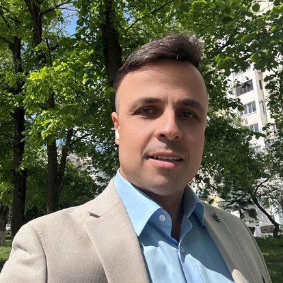 Максим Девятьяров