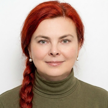 Елена Назарова